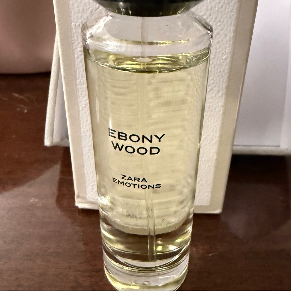Women Zara Ebony Wood Eau de Parfum – Cream White Bottle - Picture 9 of 12